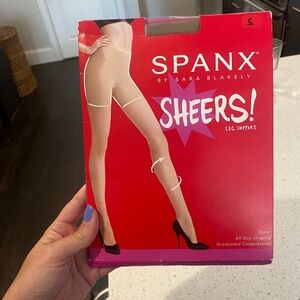Spanx  Sheer Graduated Compression Tights! NWT size C
